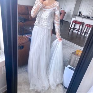 BHLDN WHISPERS & ECHO LACE TULLE WEDDINGS DRESS 8